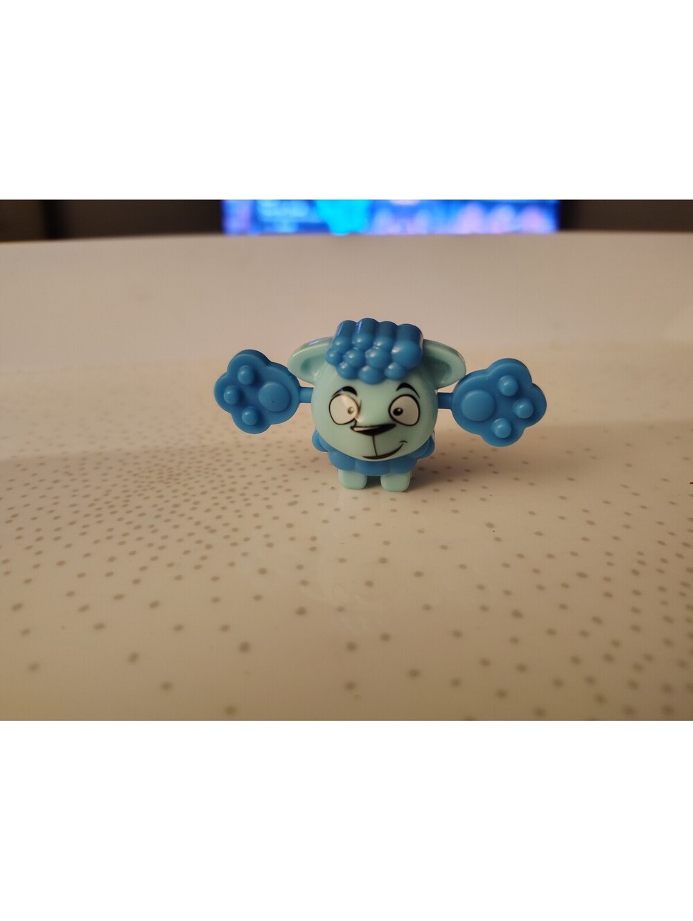 Kinder Joy 2019 Easter Pet Sheep